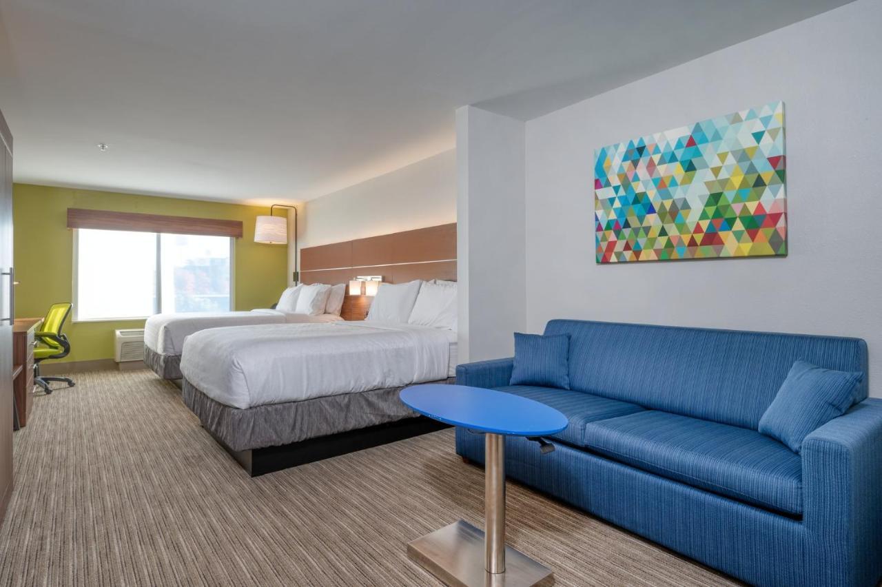 Holiday Inn Express Hotel & Suites Thornburg-S. Fredericksburg By Ihg Экстерьер фото