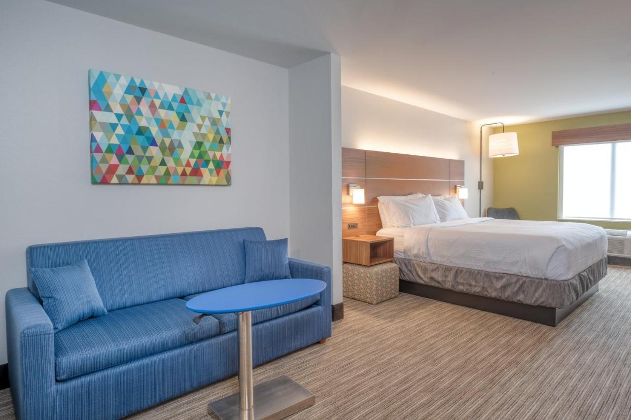 Holiday Inn Express Hotel & Suites Thornburg-S. Fredericksburg By Ihg Экстерьер фото